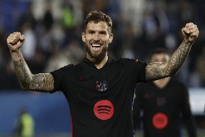 阿斯：伊尼戈离队让巴萨后防体系崩溃，急需重建