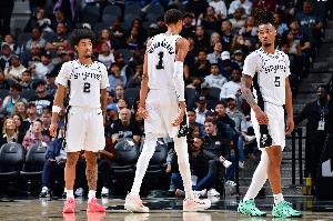 说句废话？帕金斯：年轻马刺有老练的灵魂 他们肯定能进季后赛