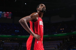 KD：离开勇士后他们夺冠了 我去过几支球队也体验了疯狂的事