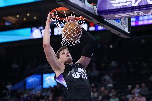 爵士官方：凯斯勒已返回盐湖城接受左肩伤势进一步检查