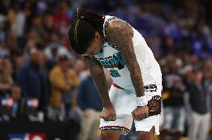 晴雨表？灰熊输球且莫兰特出战的四场比赛里，莫兰特三分20中0