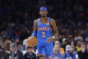 MVP正式回归！亚历山大三节14中9爆砍30分4板12助3帽 三分5中4